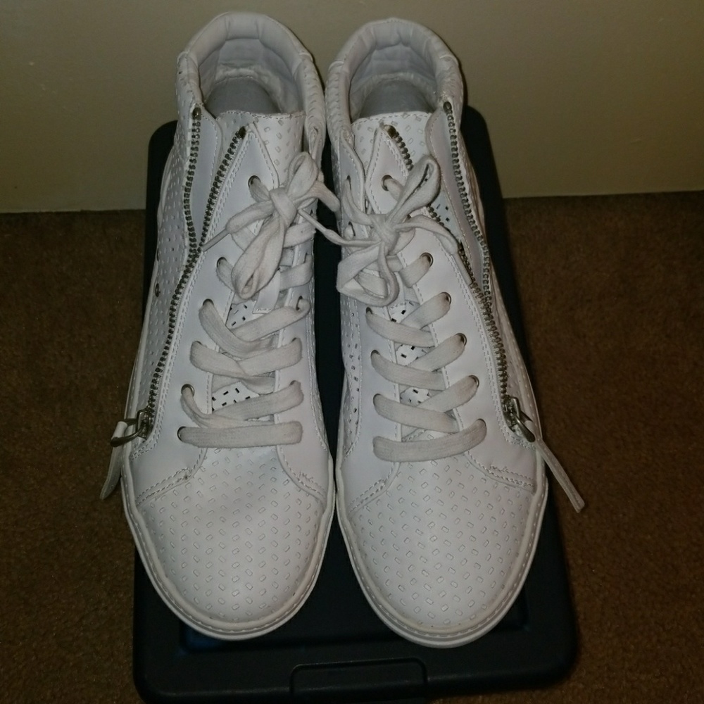 Dolce Vita White sneakers